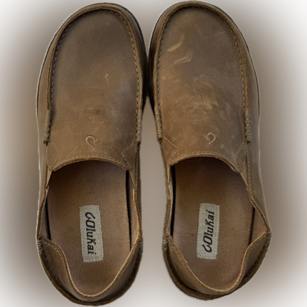 OluKai Moloa Leather Slip-On Loafers – Men’s 10